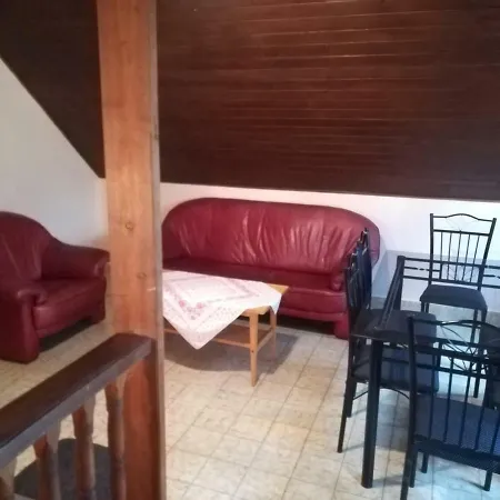 Arnyas Pihenohaz Nyaraló